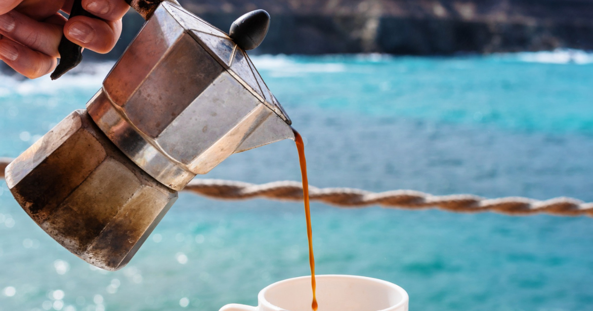 Can Drinking Coffee Help You Cool Down In The Summer Bruud Coffee